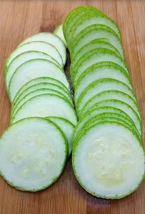 肉瓜可以晒干吃吗,传统美味的新吃法探索