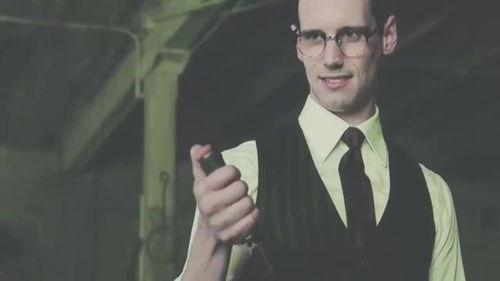 哥谭吃瓜人,一场吃瓜群众的狂欢人生