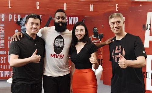 张曼源吃瓜,揭秘娱乐圈背后的真相