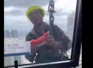 吃瓜蜘蛛人,揭秘网络时代的“旁观者”人生