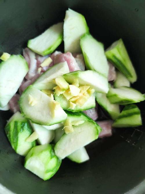 吃瓜真名,揭秘“吃瓜群众”背后的真实身份与网络现象